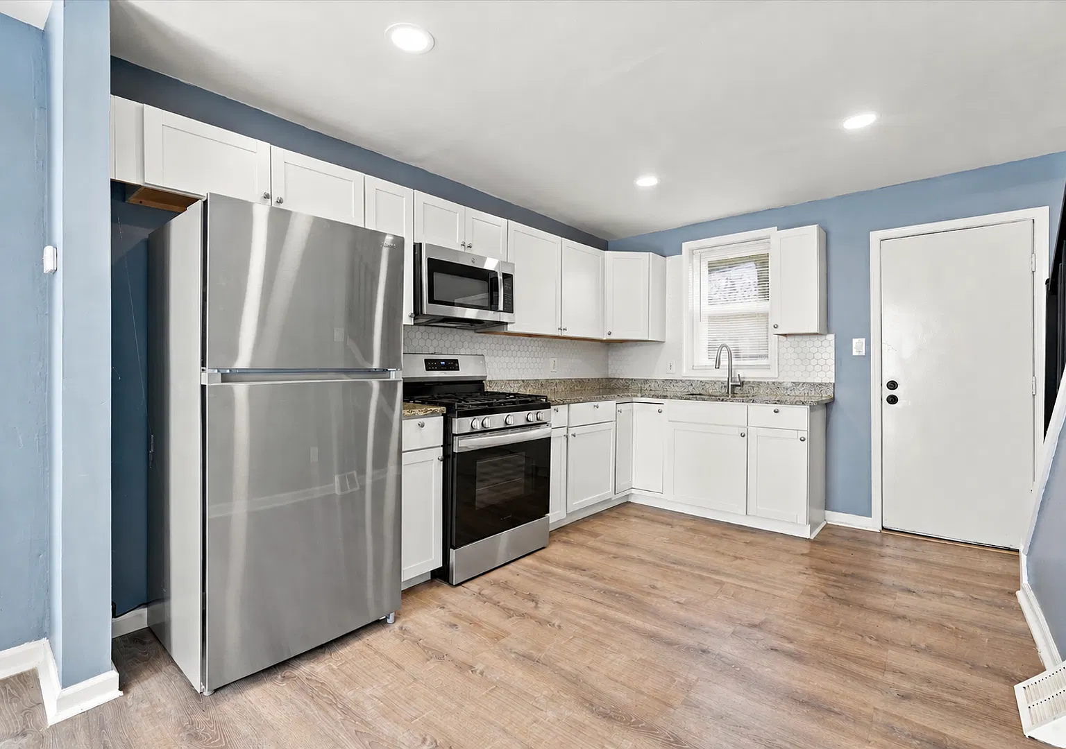 Renovated 2 Bedroom House in North Philly — Photo 3