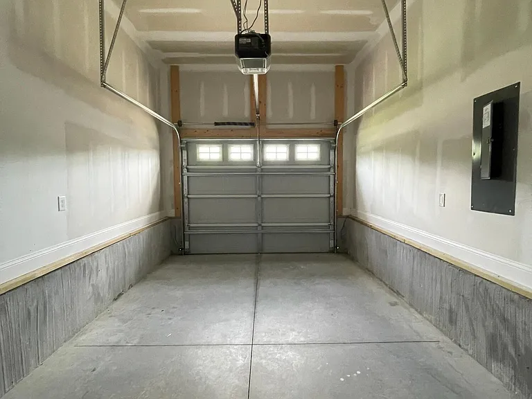 1000 Onsville Dr — Photo 6