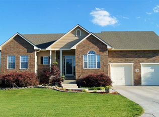 32 W Stevie Ct, Goddard, KS 67052