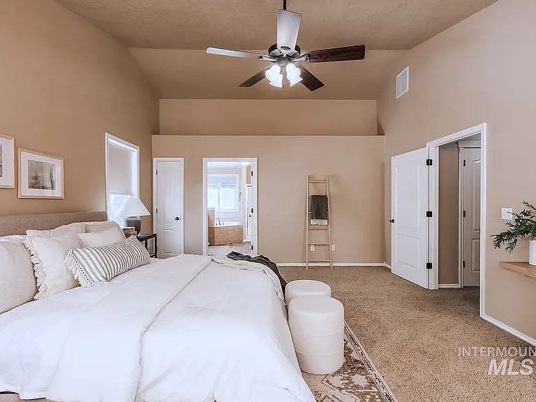 5729 S Moreya Ave — Photo 18