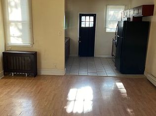6111 Hegerman St, Philadelphia, PA 19135