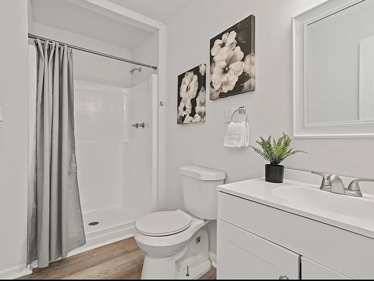 430 Marion Rd — Photo 7