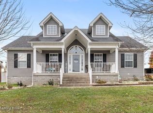 104 Camellia Ave, Bardstown, KY 40004