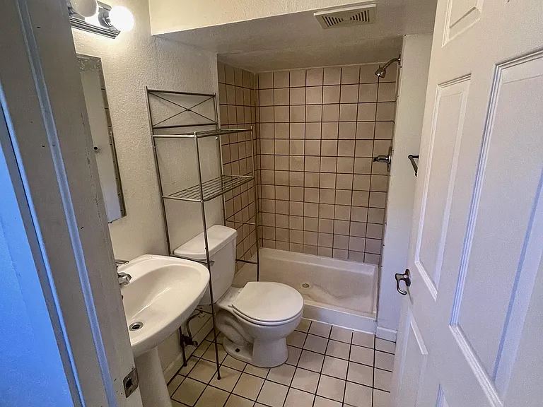 1816 8th Ave #2 — Photo 7