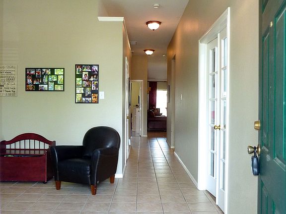 4th image of 3501 Viburnum Dr