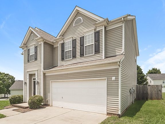 4th image of 5703 Waverly Lynn Ln
