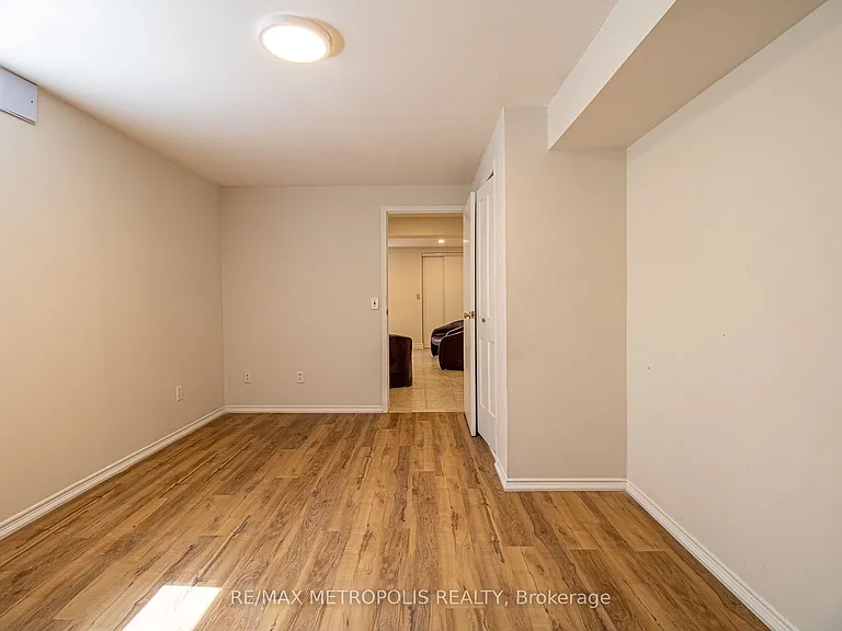 507 Charnwood Ct #BASEMENT — Photo 17