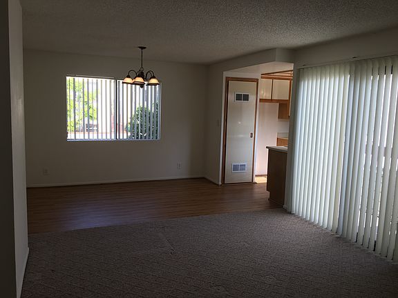 3rd image of 616 N Kenwood St APT 12A