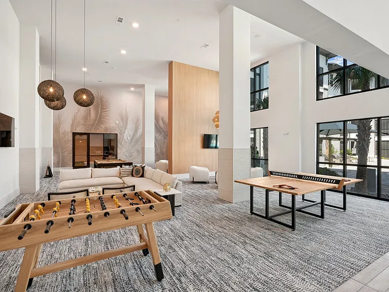 Entertainment Lounge