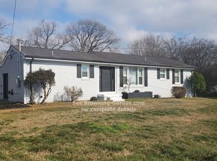 1703 River Dr, Nashville, TN 37218