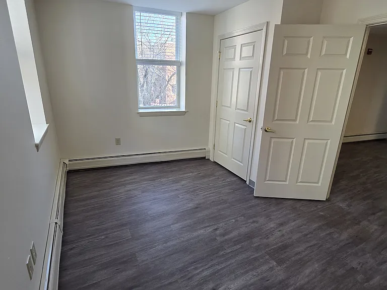 5 Market Ln #201 — Photo 12
