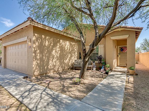 3rd image of 16933 W Carmen Dr
