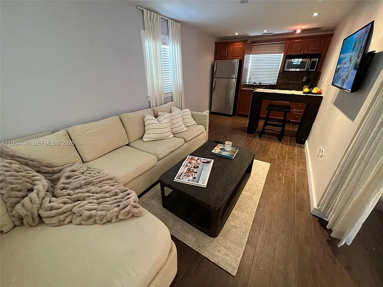 265B Palm Ave — Photo 5
