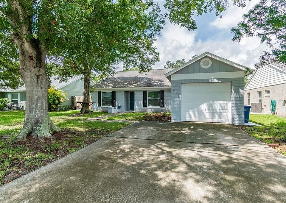 1st image of 714 Bayside Blvd
