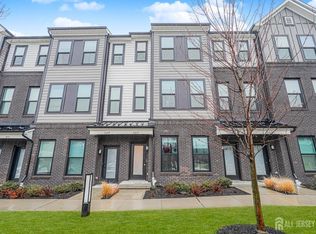 307 Peyton Pl, New Brunswick, NJ 08901