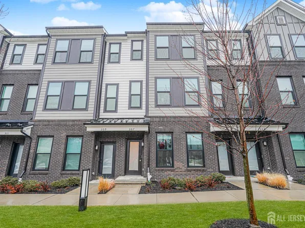 307 Peyton Pl, New Brunswick, NJ 08901