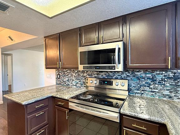 3rd image of 1905 E UNIVERSITY Drive #124