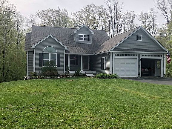 4th image of 25 High Meadow Dr