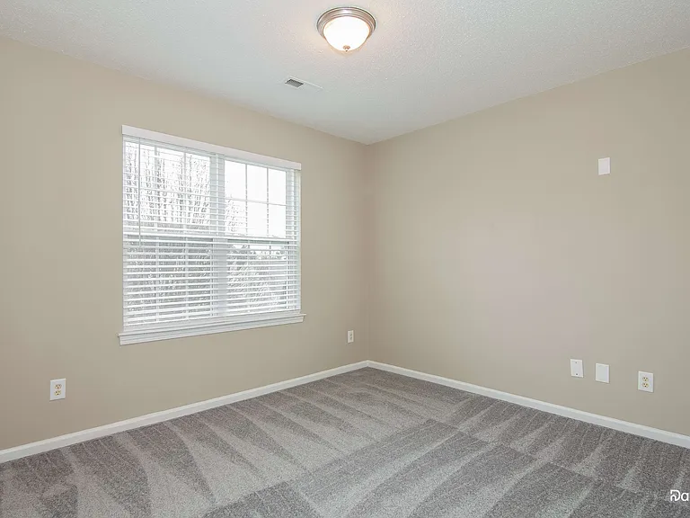 4019 Balsam St — Photo 11
