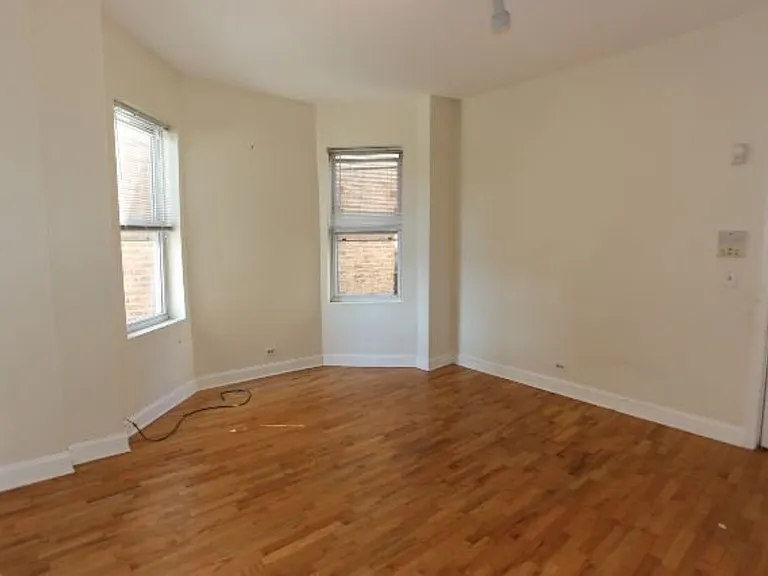 1411 W Erie St #3M — Photo 18