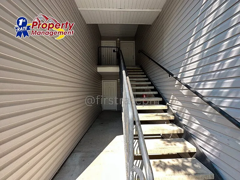 11884 W Cloverbrook Ln #201 — Photo 3