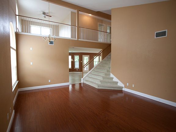 5th image of 14617 Springs Edge Dr