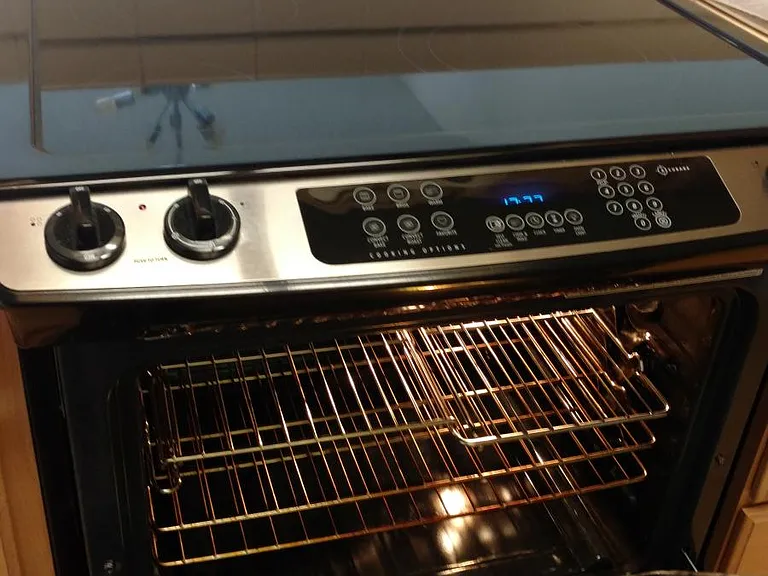 Oven