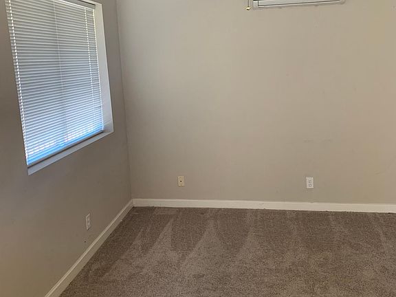2nd image of 26245 Calle Cresta #C