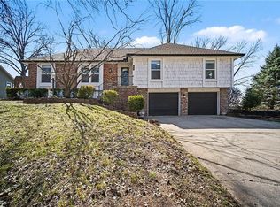 5107 NW 67th St, Kansas City, MO 64151