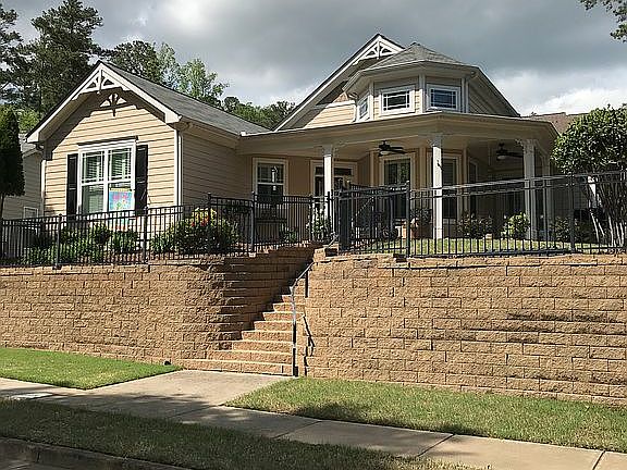 Overlooking Lake Bradshaw