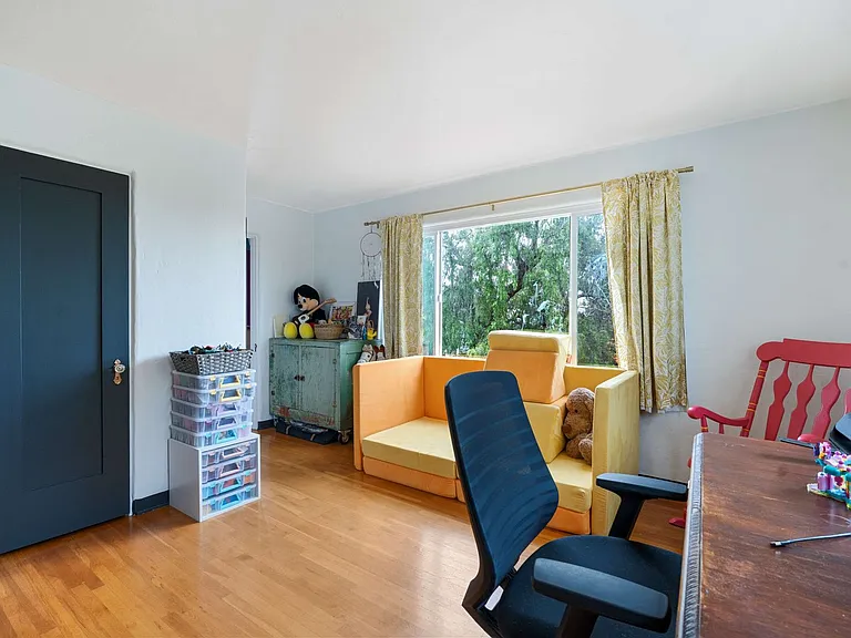2615 Myrtle Ave — Photo 26