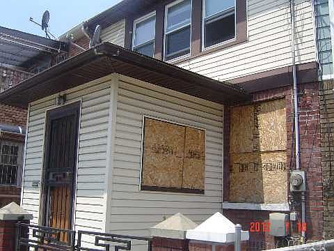 1st image of 18325 Jamaica Ave