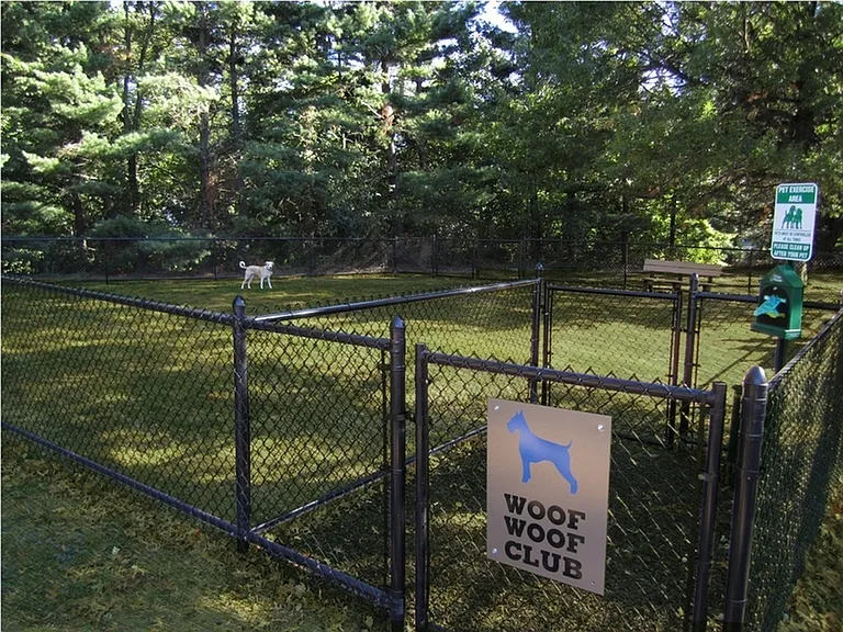 Off-Leash Bark Park