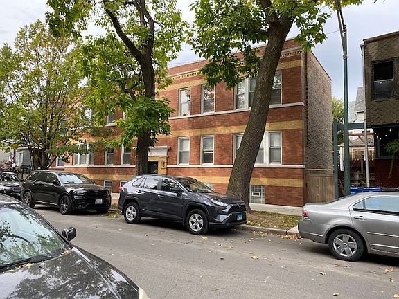 3rd image of 2008 W Warner Ave Unit 1E