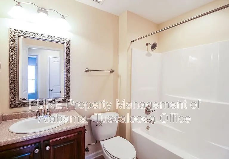 201 Wexford Way — Photo 11