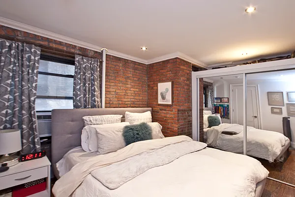 Rented by R New York | media 26