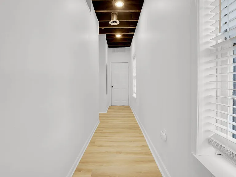 145 E Livingston Ave #C — Photo 11
