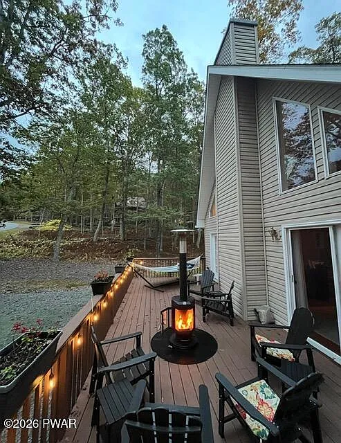 4 bed, 2929 sqft, $4,500 — Photo 3