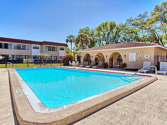 3rd image of 1753 Belleair Forest Dr APT D8
