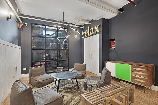 Rented by Compass | media 27