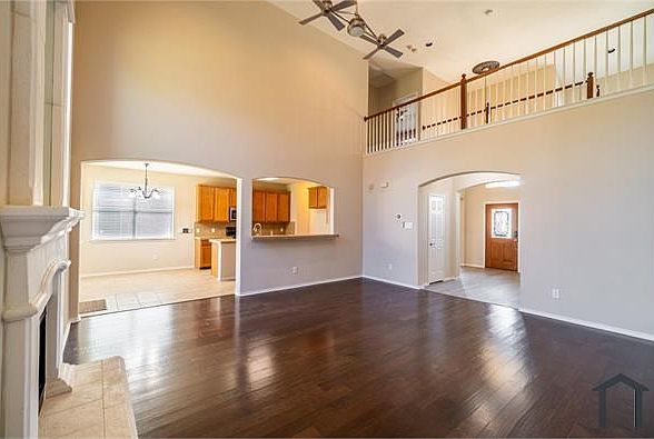 1st image of 1301 W Collins Cir