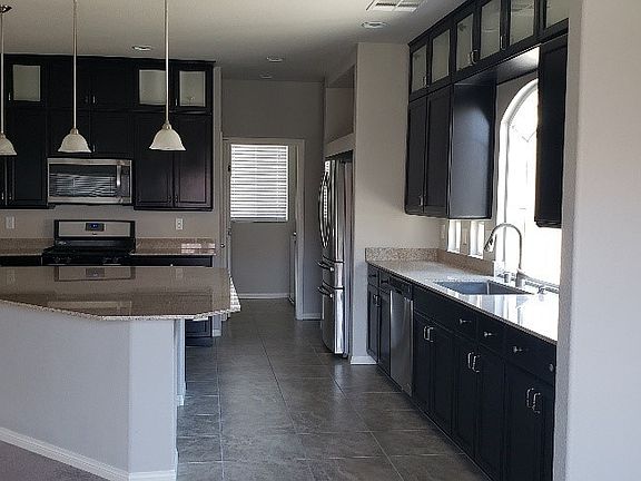 5th image of 7275 Shannon Ridge Ct