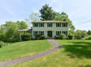 5 Fales Rd, Plainville, MA 02762