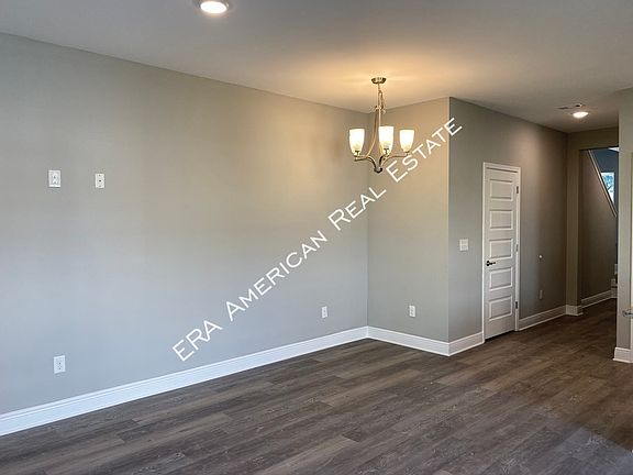 4th image of 101 Alabama Ave NW #A