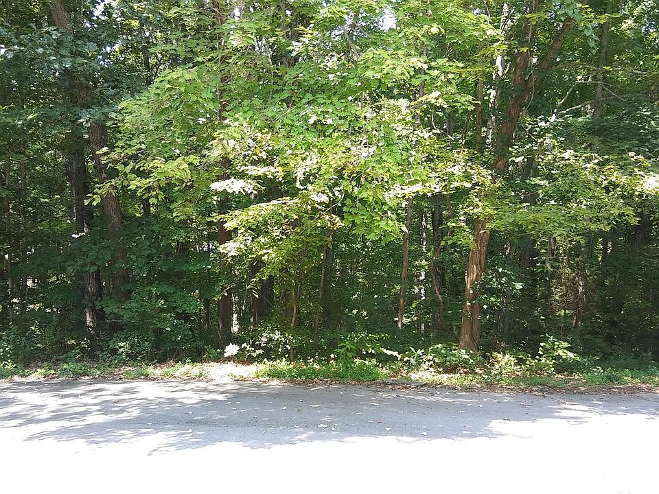 2nd image of 100 Hickory Hollow Dr