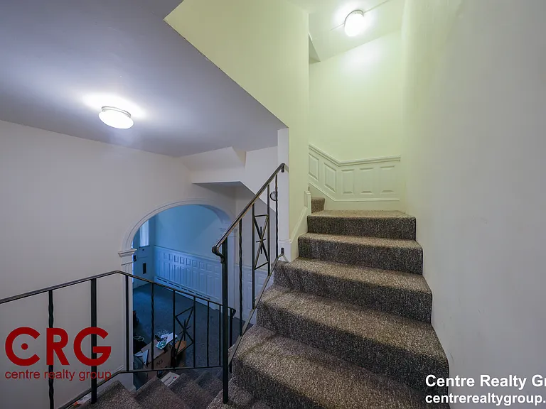 1712 Beacon St #2 — Photo 25