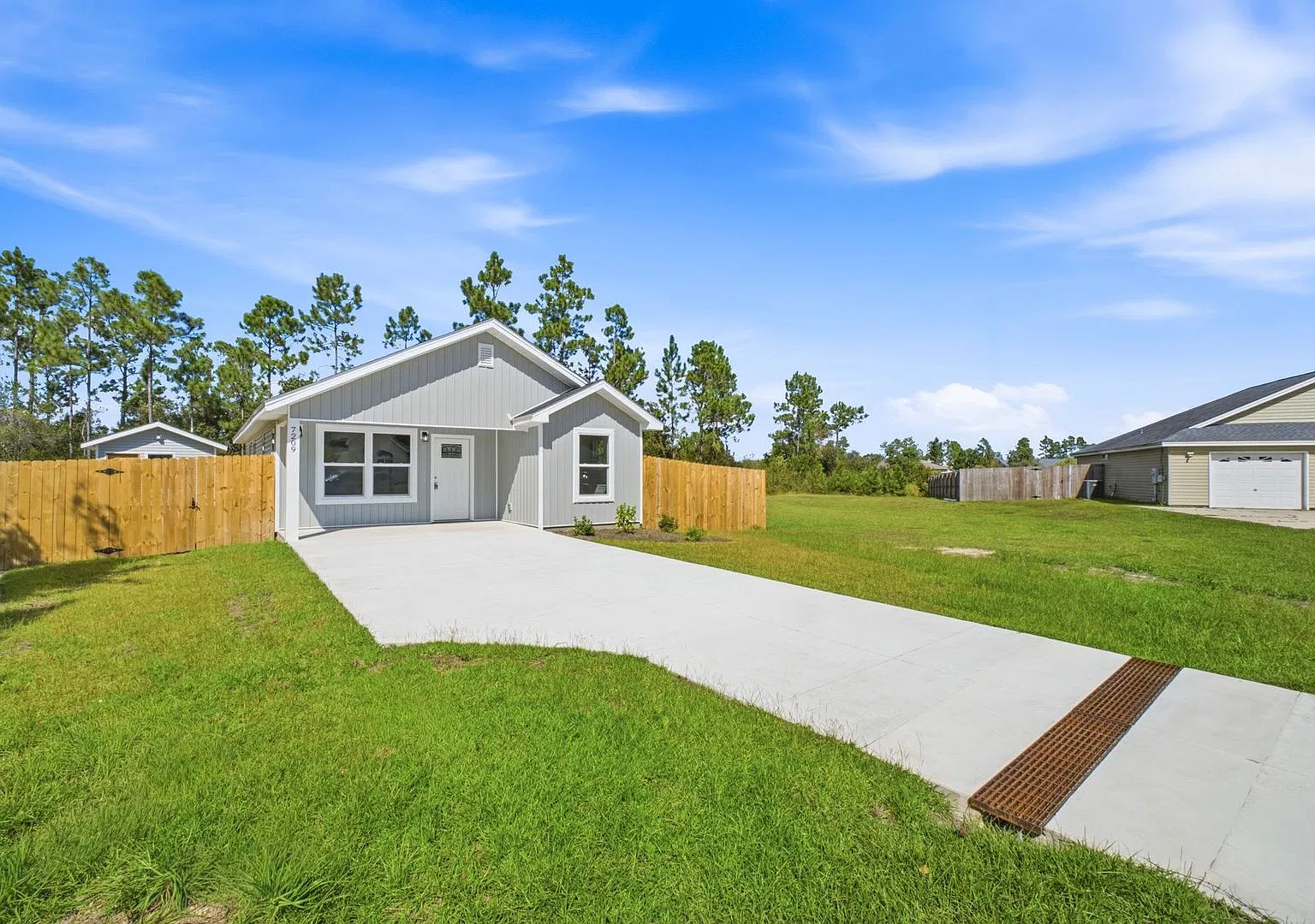 Brand New Panama City - 3 Bedroom/2 Bathrooms with ADU — Photo 2