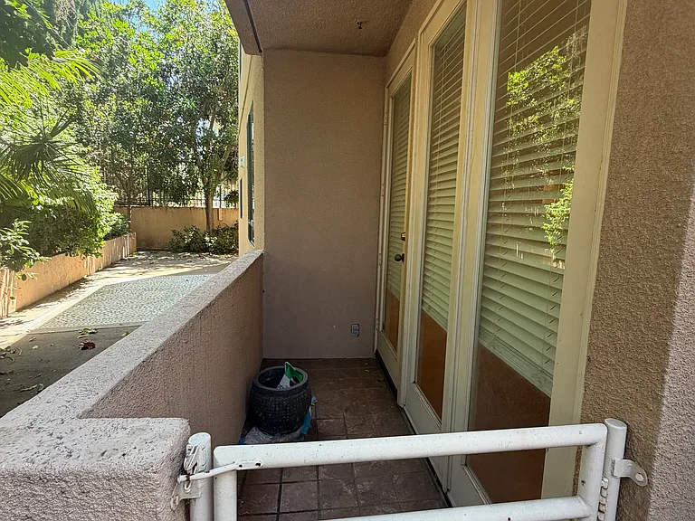 1238 S Holt Ave #2 — Photo 40