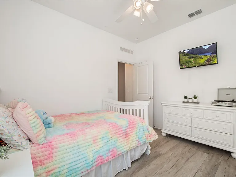 1172 Tyler Loop — Photo 33