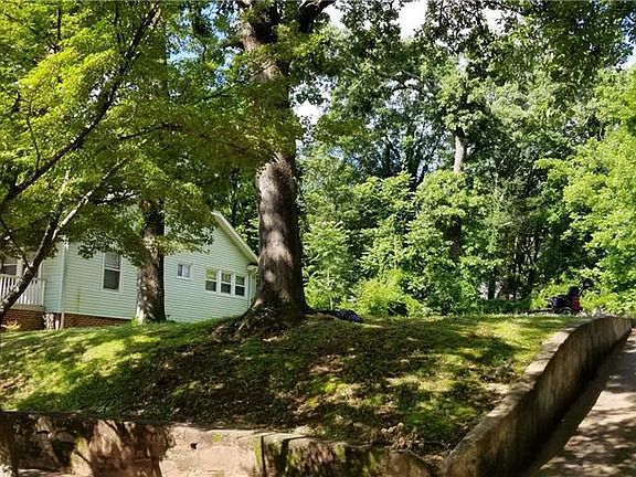 5th image of 1527 Melrose Dr SW #0
